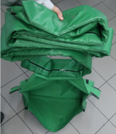 A solid closing system, dustproof, which gains time to install and which is easy to handle with only one person