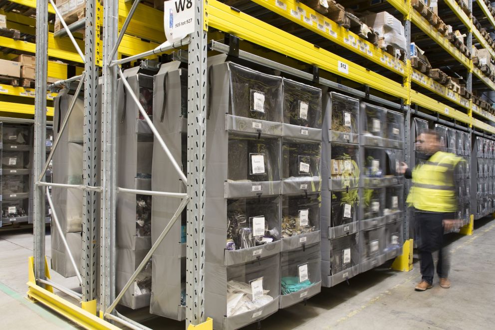 A Storeganizer's installation for H.Essers in a large warehouse with yelllow accents