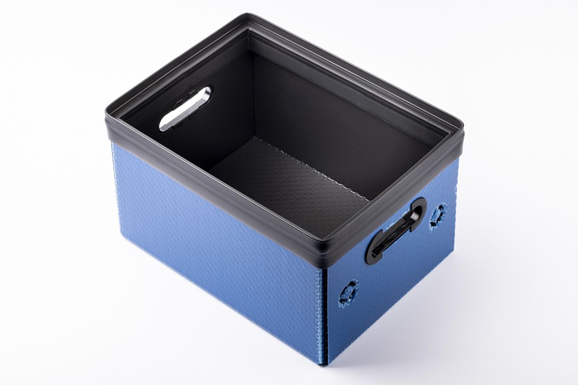 A blue conTeyor Ecobox with black details