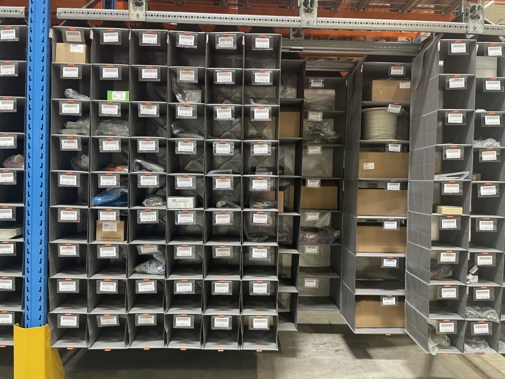 Storeganizer installation in EFB Elektronik's warehouse