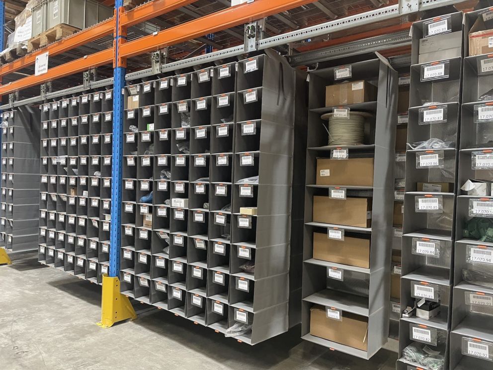 Storeganizer installation in EFB Elektronik's warehouse