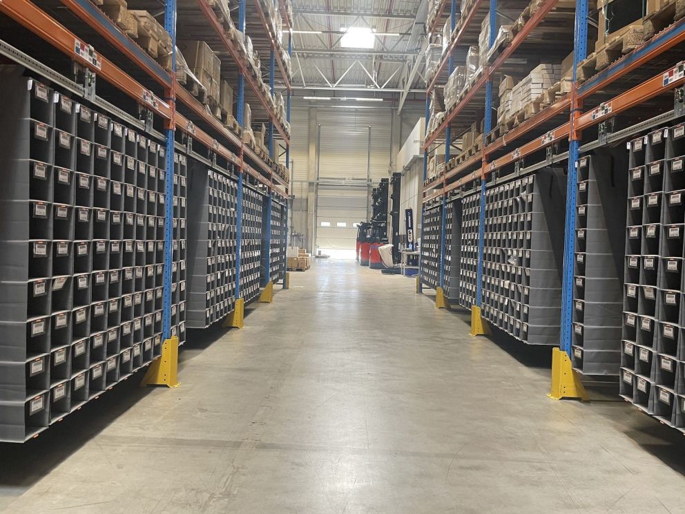 A warehouse where Storeganizer, a Pallite alternative, is installed