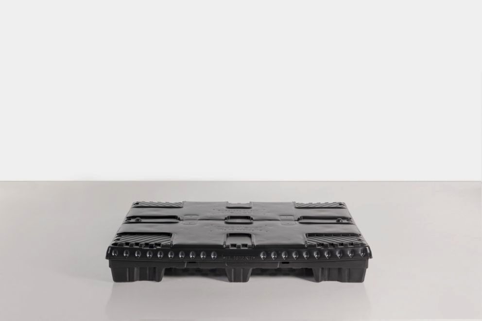 An Ecopack KIT completely folded